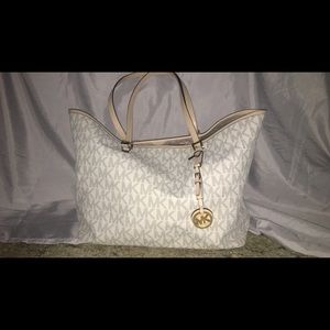 Michael Kors Jet Set Tote Vanilla